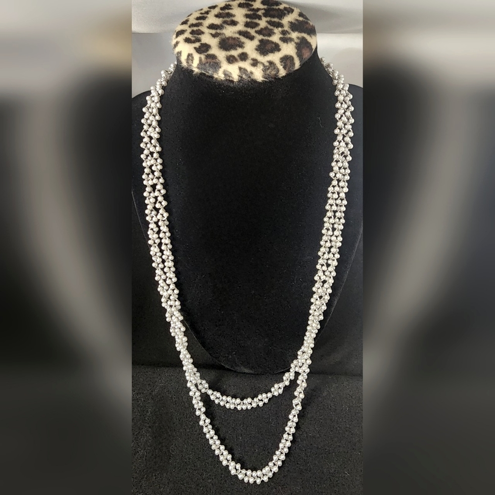 Vintage double strand pearl necklace 15"
